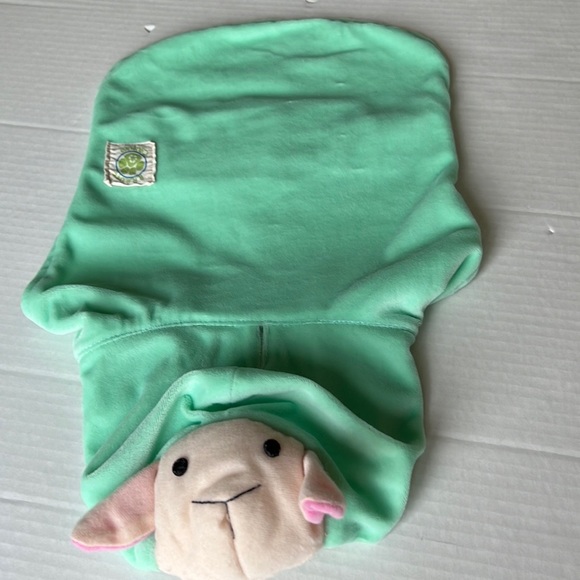 Dog clothing - Picture 1 of 9